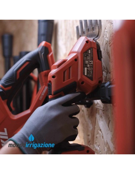 0630 CA - Forbice a Batteria Skil - Appesa