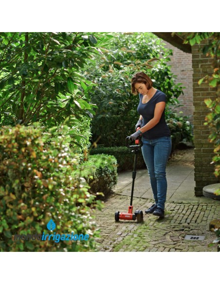 0660 CA - Spazzolatrice a Batteria Skil - In uso