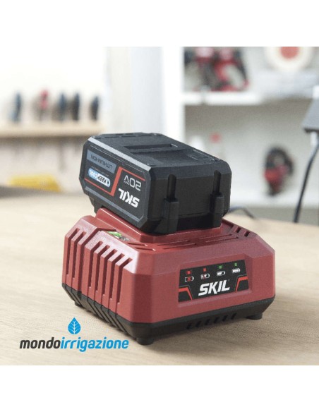 3122 AA - Caricabatterie SKIL da 2,4 Ah - Batteria da 4,0 Ah
